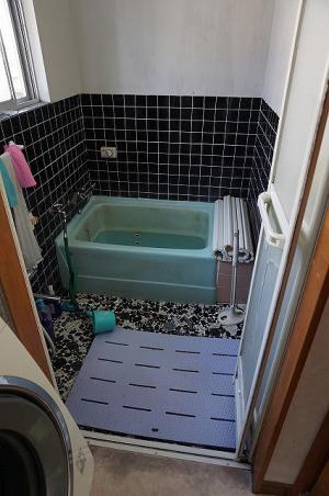 リフォーム前の浴室