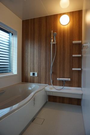 旦那さんお気に入りのバスルーム！
毎日１時間以上は入っているそうです。
一緒にお掃除もしてくれているそうです(^^♪