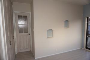 娘さんが選んだ可愛い扉