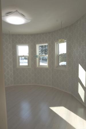 寝室
多角形でエレガントな雰囲気に