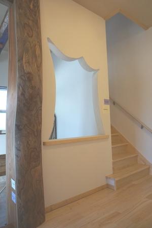 遊び心のある飾棚